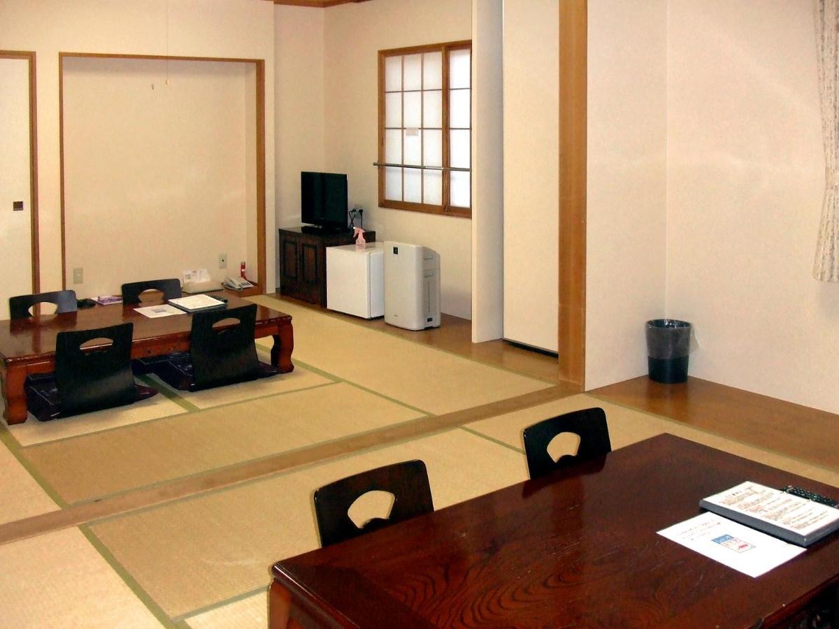Hotel Kobushi No Yu Atsuma Extérieur photo